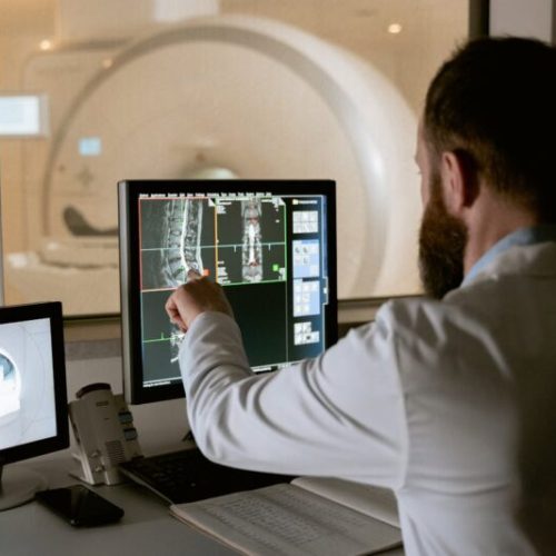 Saúde 5.0: Como a Inteligência Artificial Está Revolucionando a Medicina e o Bem-Estar Pessoal
